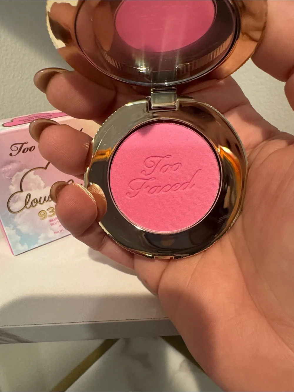 Too Faced Cloud Crush Blurring Blush